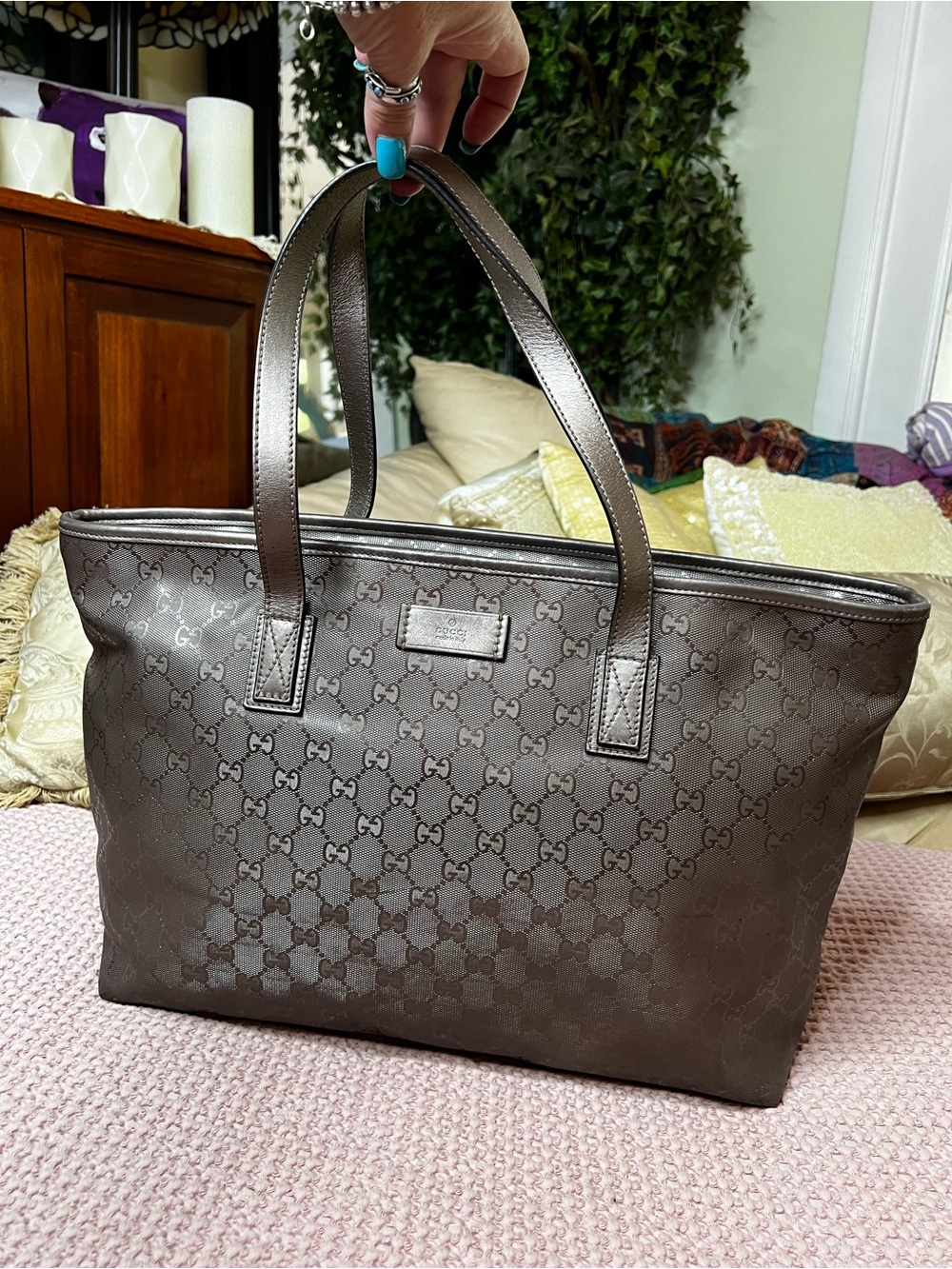 Gucci GG Imprimé Joy Gray & Metallic Large Tote Bag 211137